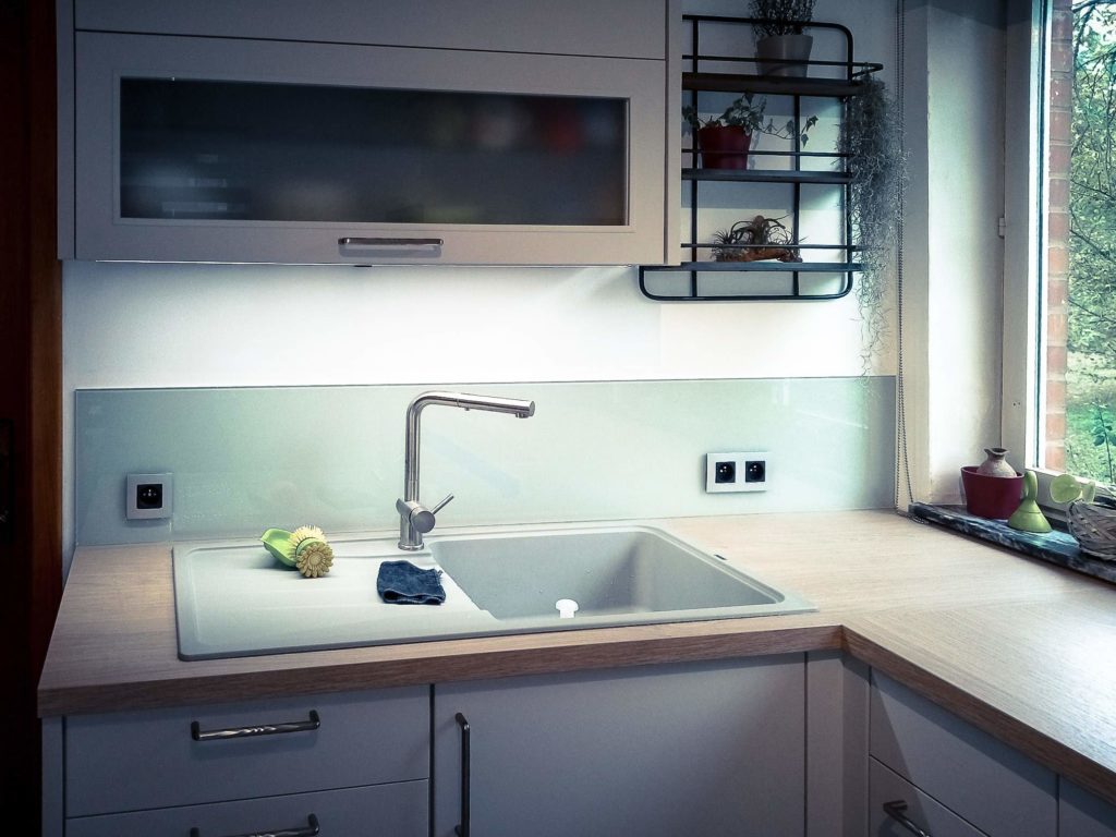 Hauteur de crédence de cuisine trouver les mesures idéales