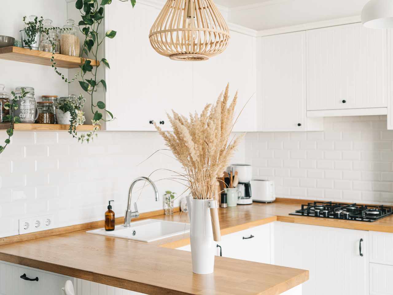 Crédences de cuisine personnalisées en Belgique Décoration moderne d'une cuisine en u
